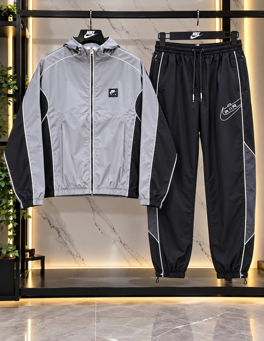 TUTA NIKE
