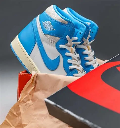 Air Jordan 1 Retro High OG 'UNC Reimagined'