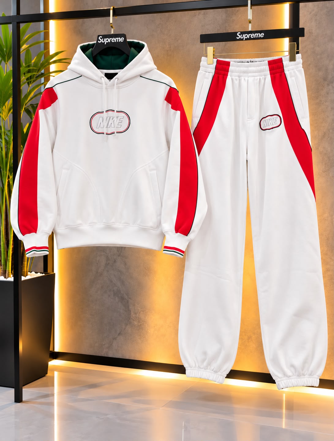 Tuta Nike x SUPREME