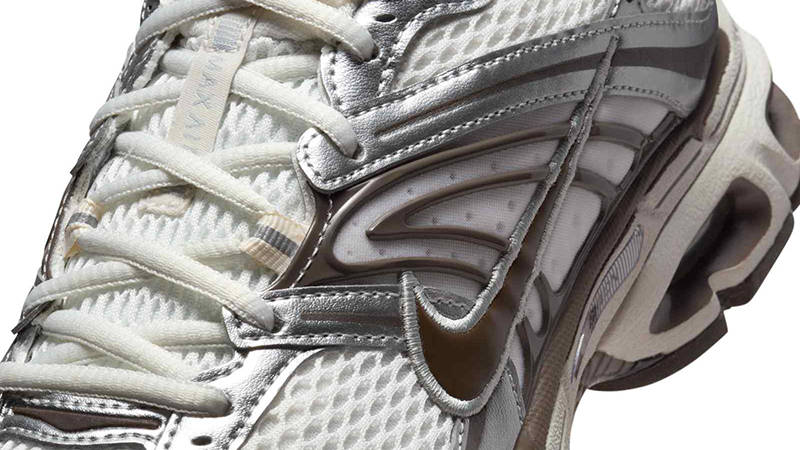 Nike Air Max Moto 2K Phantom Silver Baroque Brown (