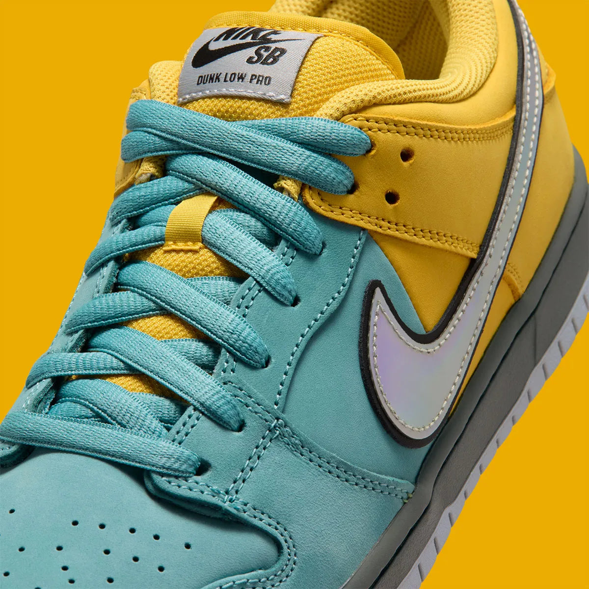 Nike SB Dunk Low 'Muni Fast Pass Lightning'