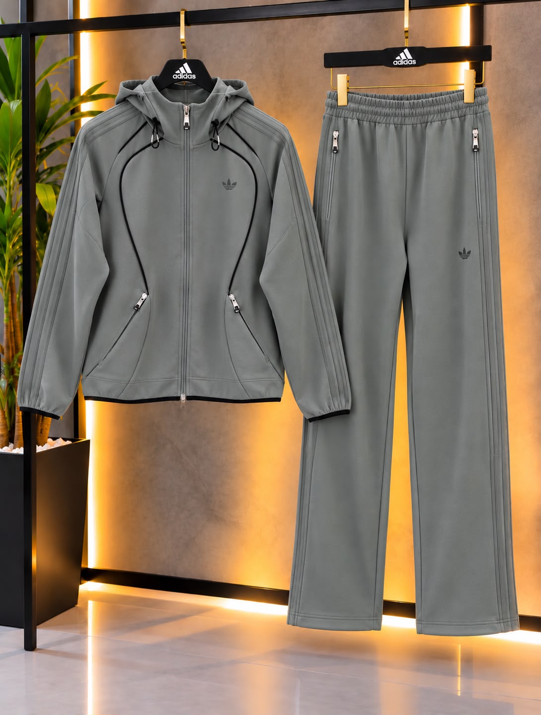 TUTA ADIDAS' UOMO