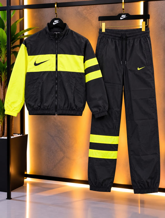 TUTA NIKE'