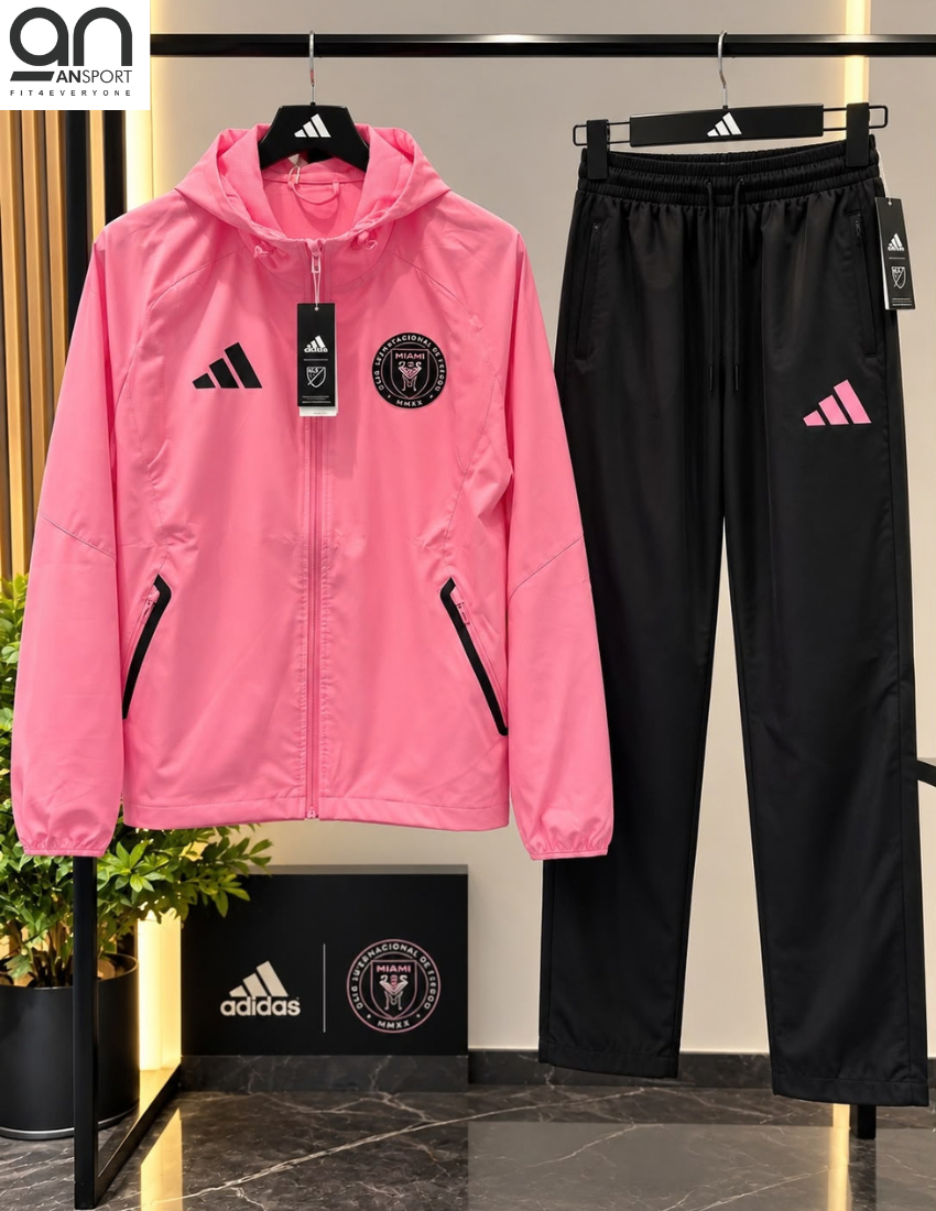 TUTA ADIDAS