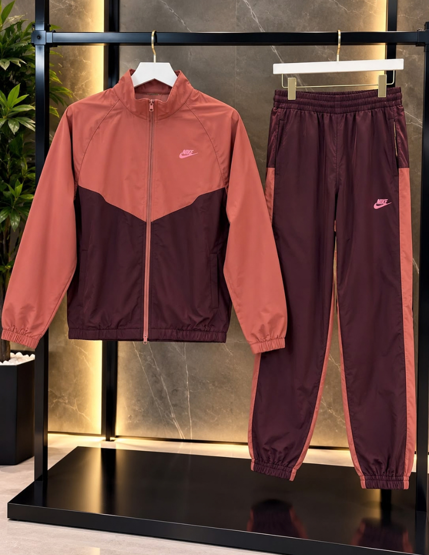 TUTA NIKE'