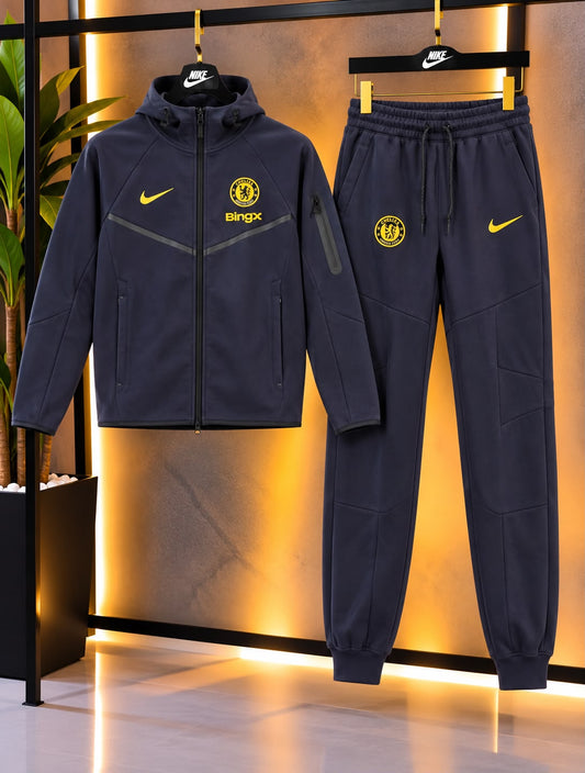 TECH NIKE X CHELSEA