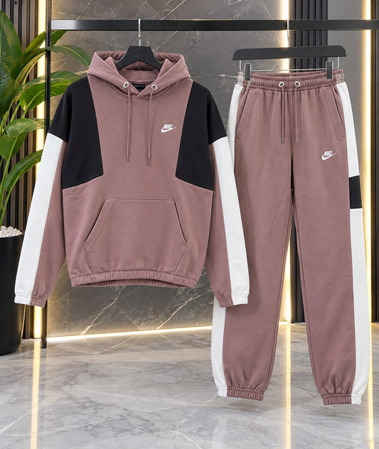 TUTA NIKE '